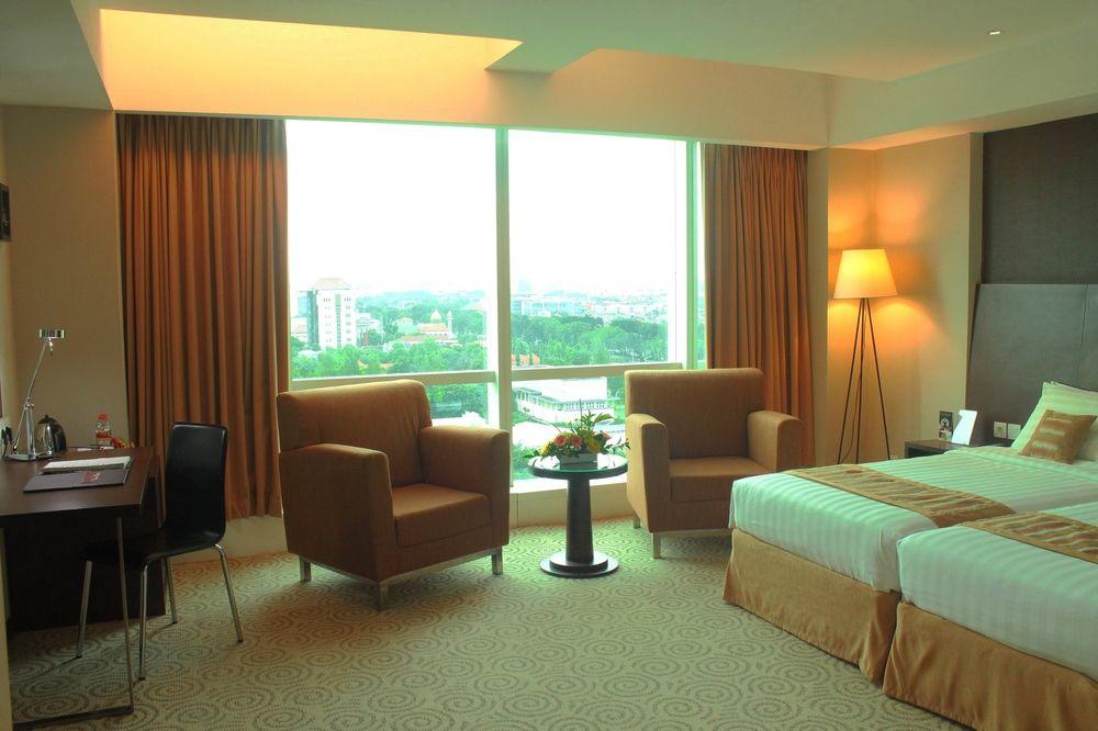 The Alana Surabaya Otel Dış mekan fotoğraf