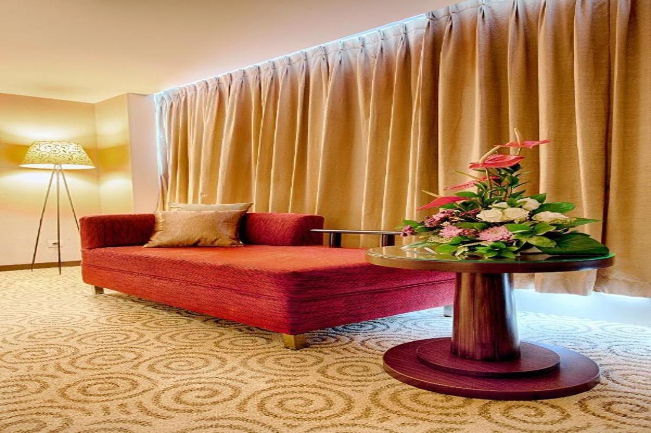 The Alana Surabaya Otel Dış mekan fotoğraf