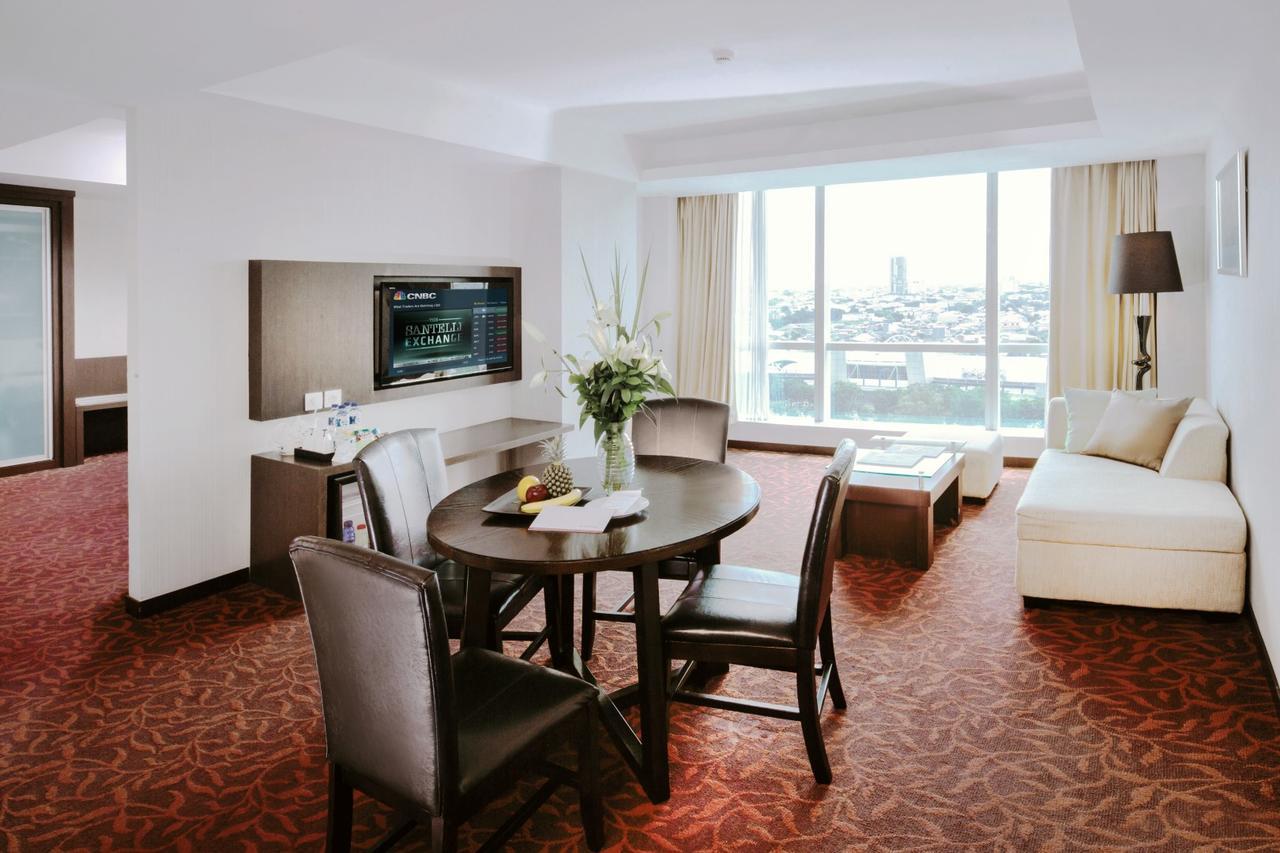 The Alana Surabaya Otel Dış mekan fotoğraf