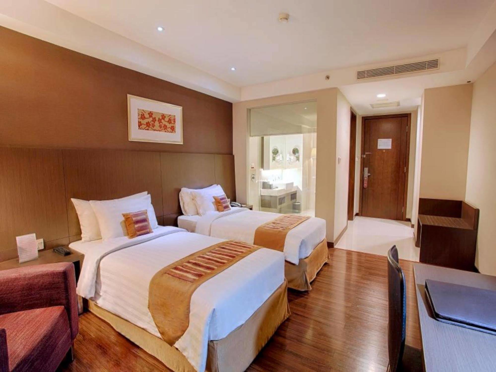 The Alana Surabaya Otel Dış mekan fotoğraf