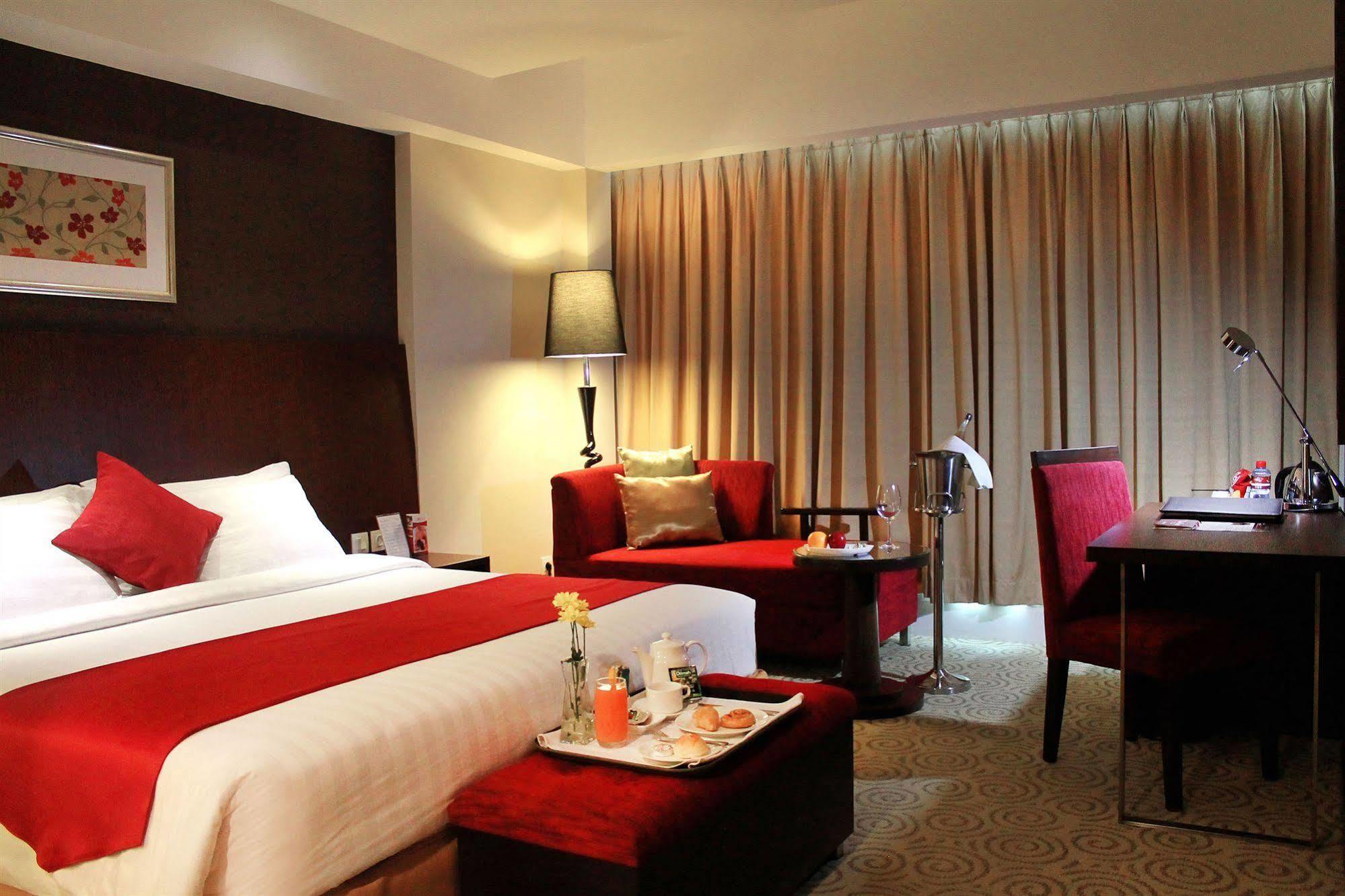 The Alana Surabaya Otel Dış mekan fotoğraf