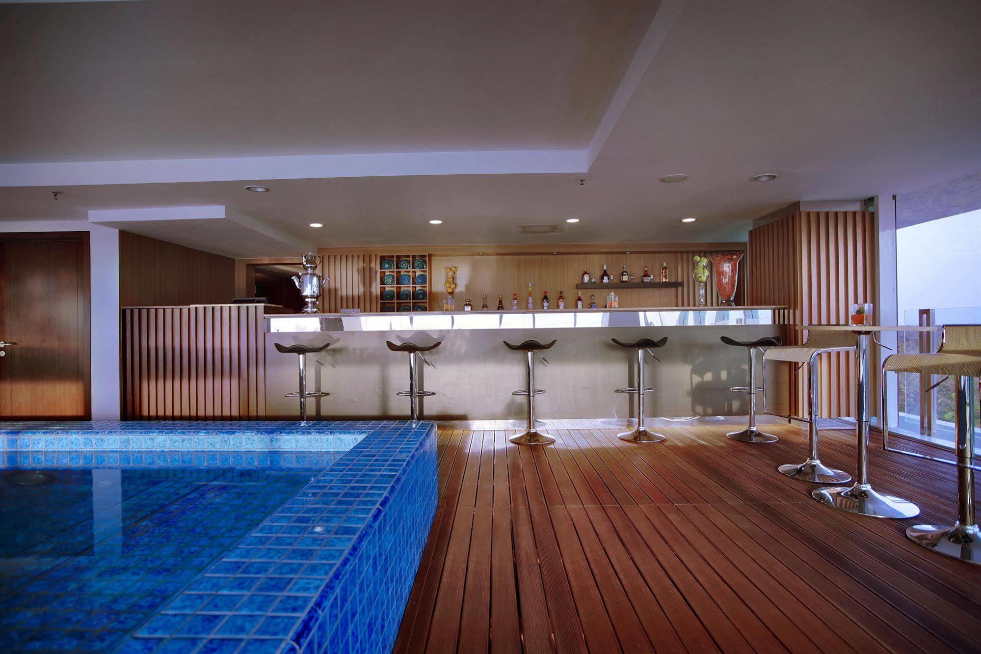 The Alana Surabaya Otel Dış mekan fotoğraf